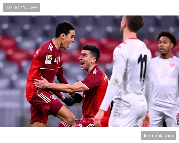 拜仁慕尼黑高压逼抢战术奏效，强势取胜迎状态回暖