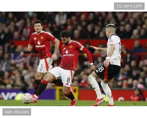 曼联进攻组织混乱问题：体系磨合阶段，对比赛节奏控制形成制约