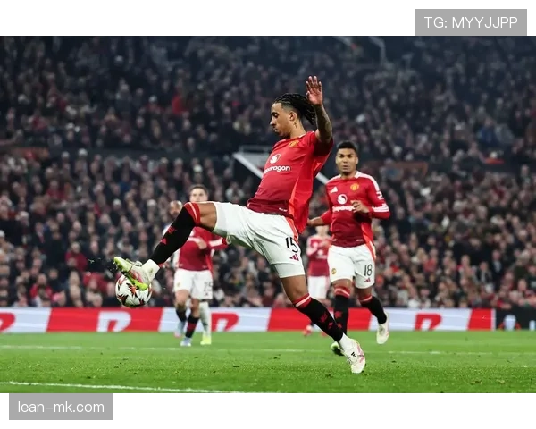 曼联表现波动，体系稳定性不足已逐步反映在赛季走势中